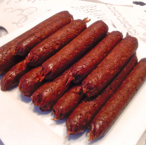 vegan bratwurst mergez